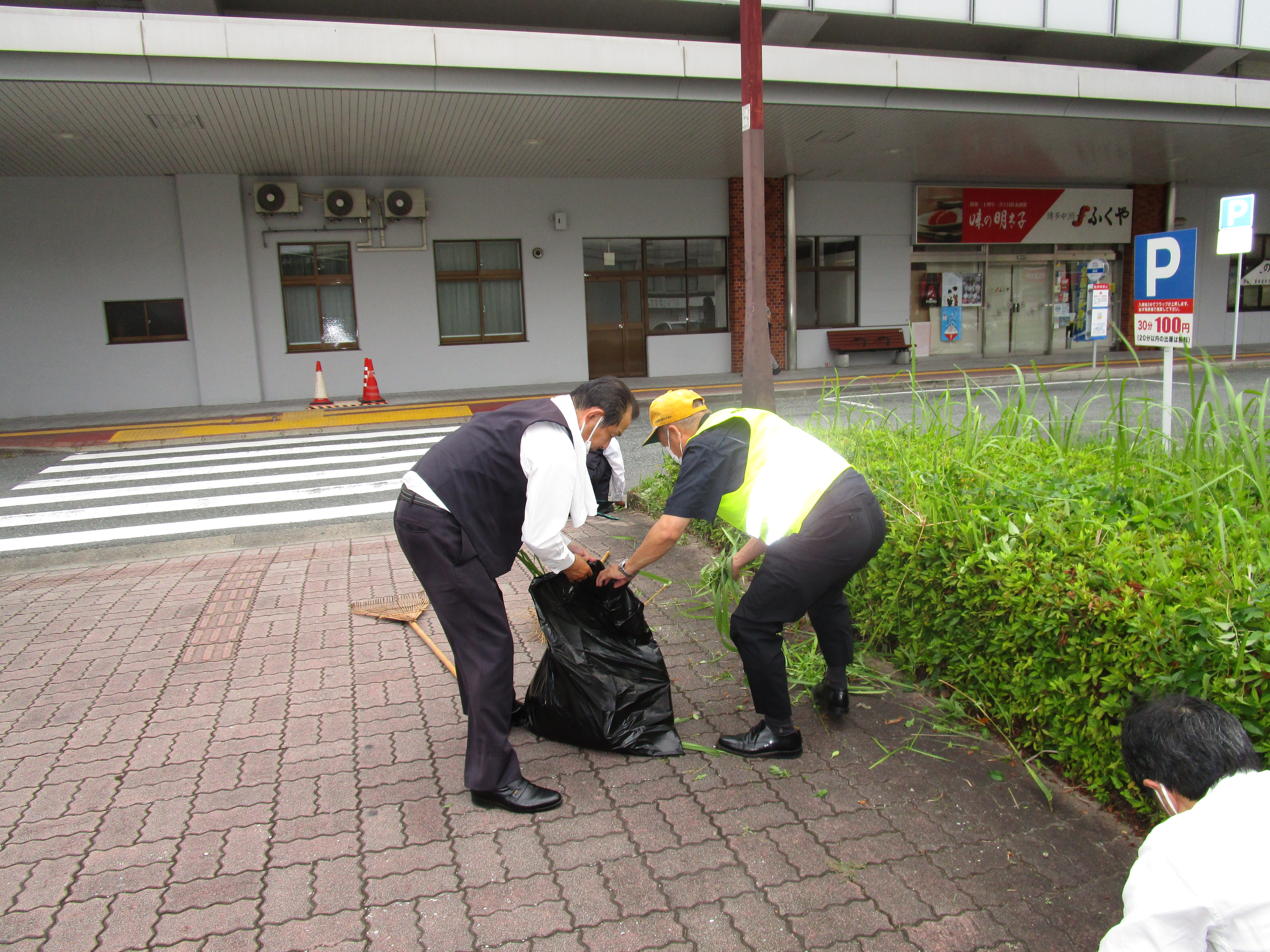姪浜駅清掃